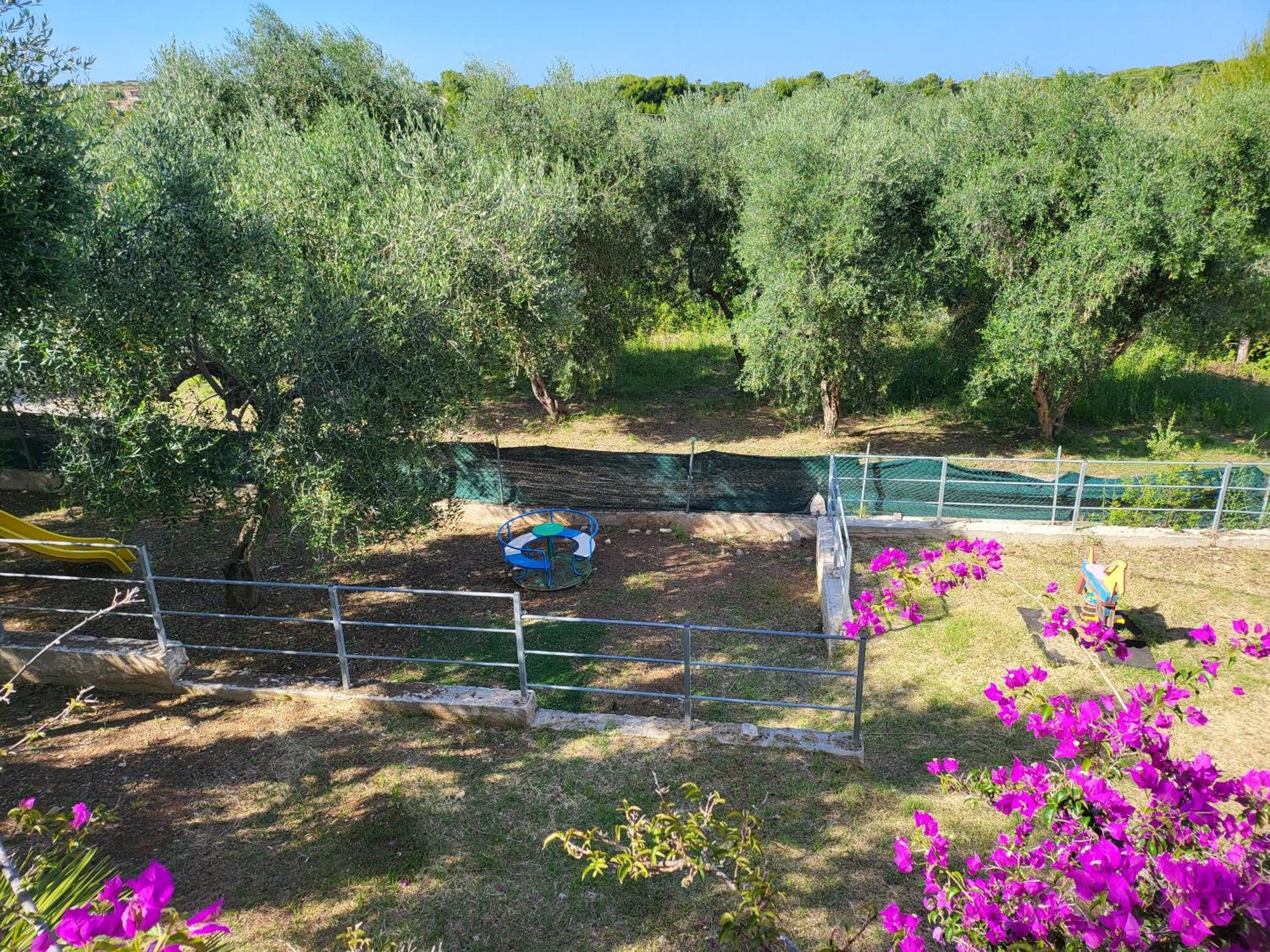 Residence Dolce Far Niente Vieste Buitenkant foto